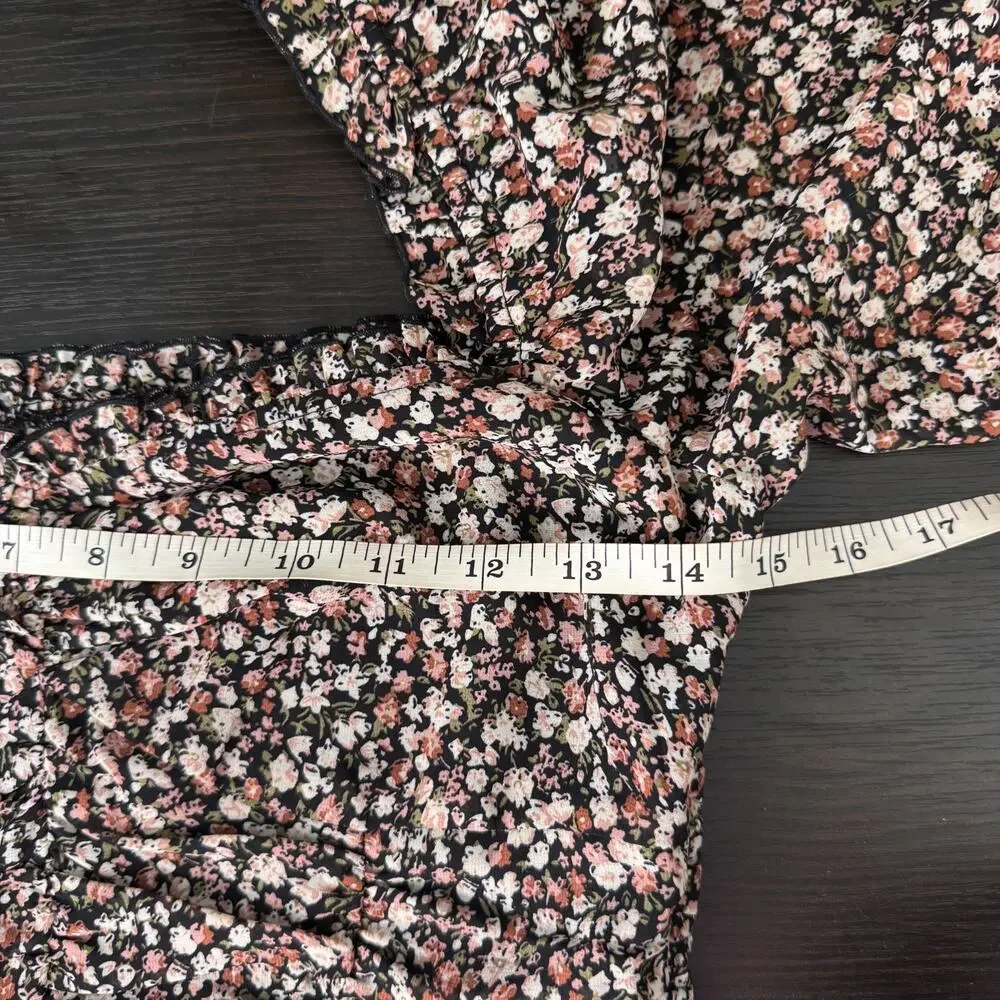 ASTR The Label Top Womens Small Floral Ruched Smocked Blouse Cottagecore Boho S